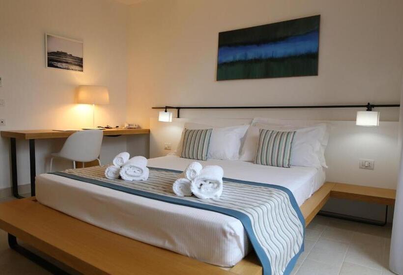 高级套房带海景, Castello Tafuri