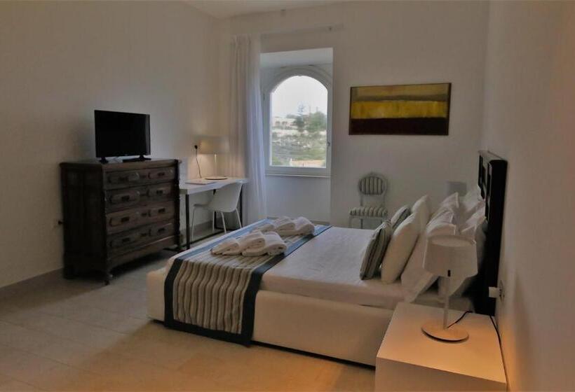 豪华套房, Castello Tafuri