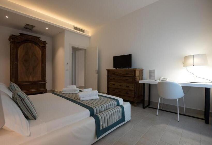 豪华套房, Castello Tafuri