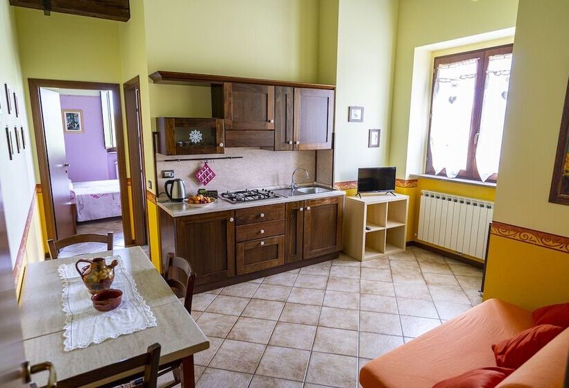 דירת חדר, L Olmo Di Casigliano