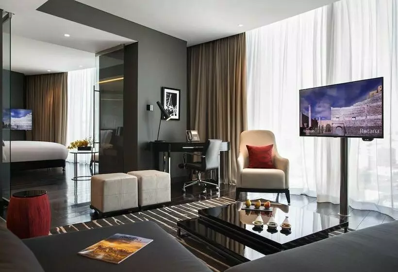 مجموعه ویستا شهر, Amman Rotana