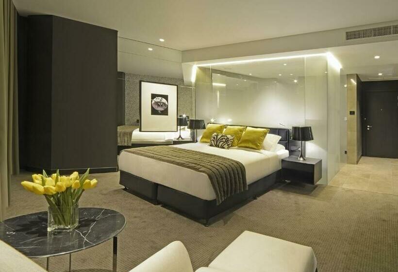 اتاق استاندارد با تخت بزرگ, Amman Rotana