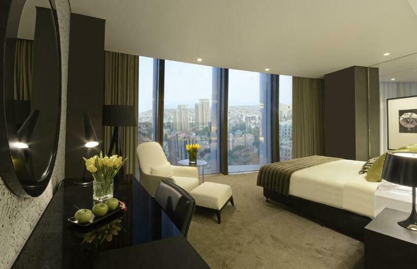 اتاق استاندارد با تخت بزرگ, Amman Rotana