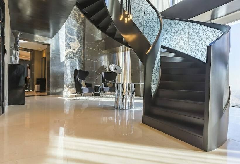 سوئیت رویال, Amman Rotana