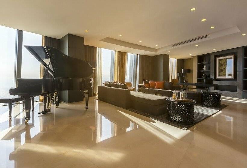 سوئیت رویال, Amman Rotana