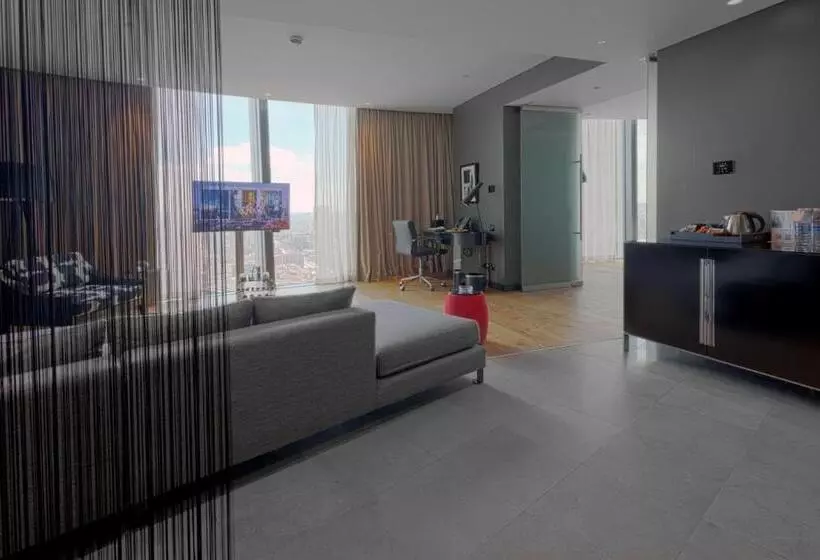 مجموعه ویستا شهر, Amman Rotana