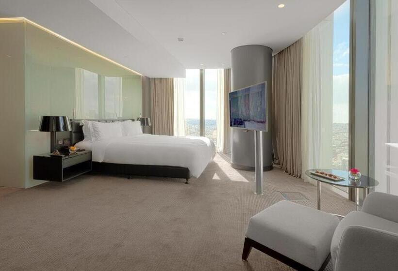 اتاق استاندارد با تخت بزرگ, Amman Rotana