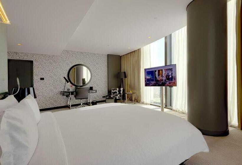 اتاق استاندارد با تخت بزرگ, Amman Rotana