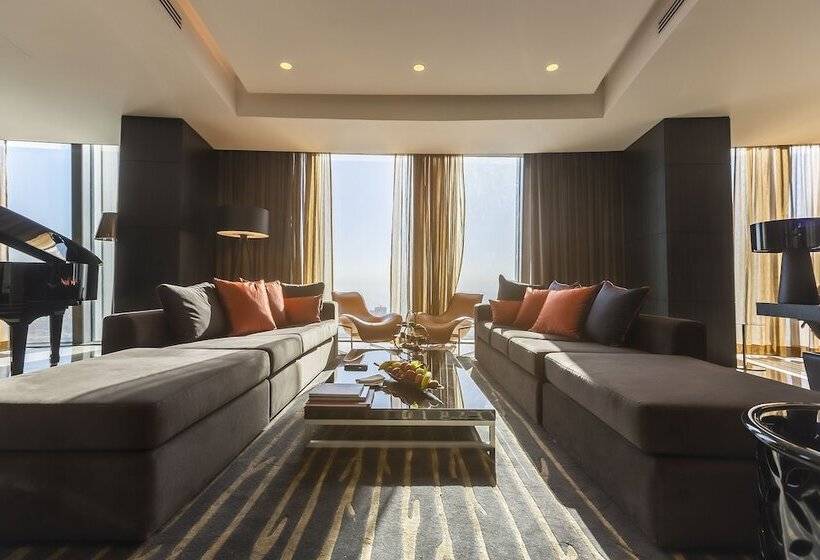 سوئیت رویال, Amman Rotana