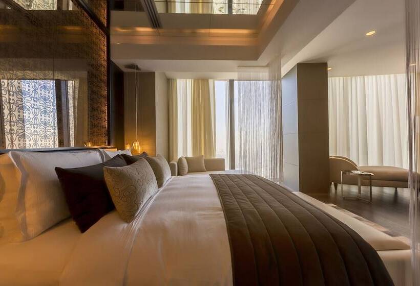 سوئیت رویال, Amman Rotana