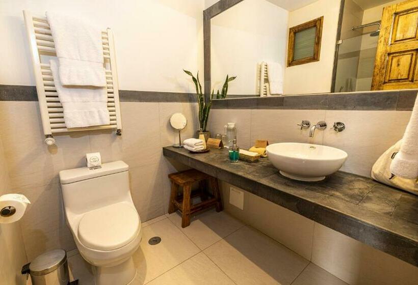 جناح, Antigua Casona San Blas