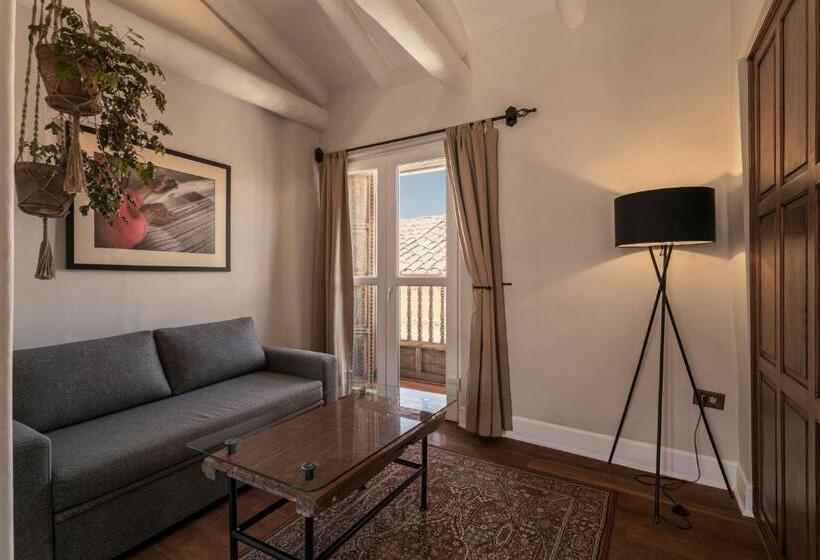 جناح, Antigua Casona San Blas