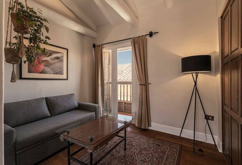 جناح, Antigua Casona San Blas