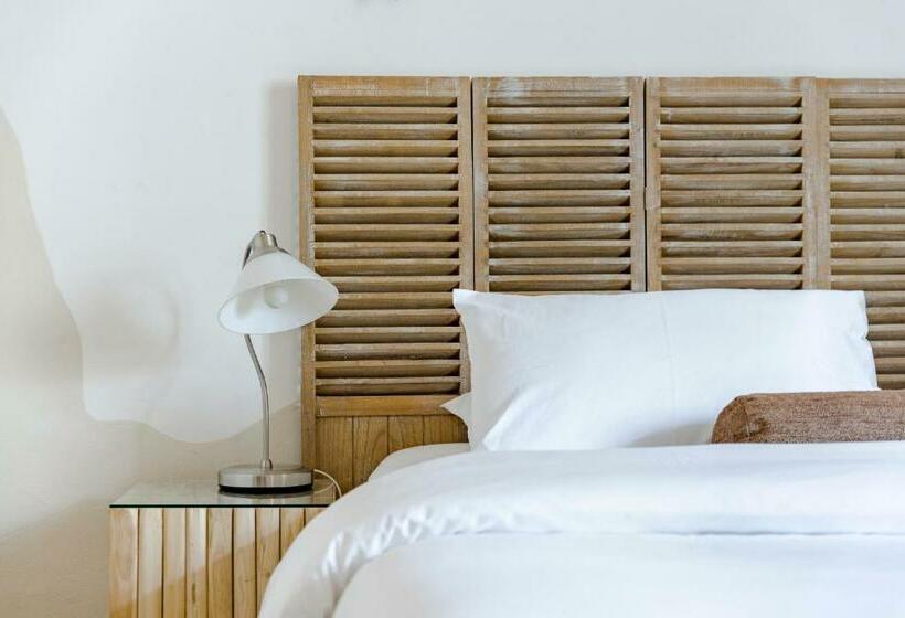 חדר סטנדרט, Cap De Castel