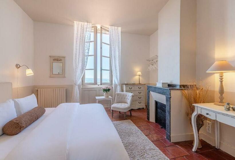 스탠다드 룸, Cap De Castel