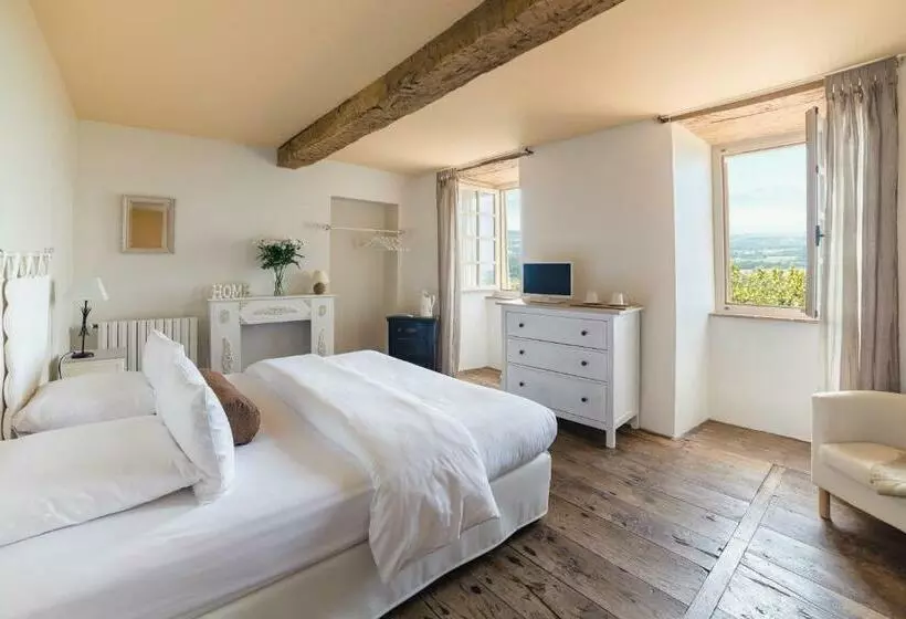 Suite Familiare, Cap De Castel