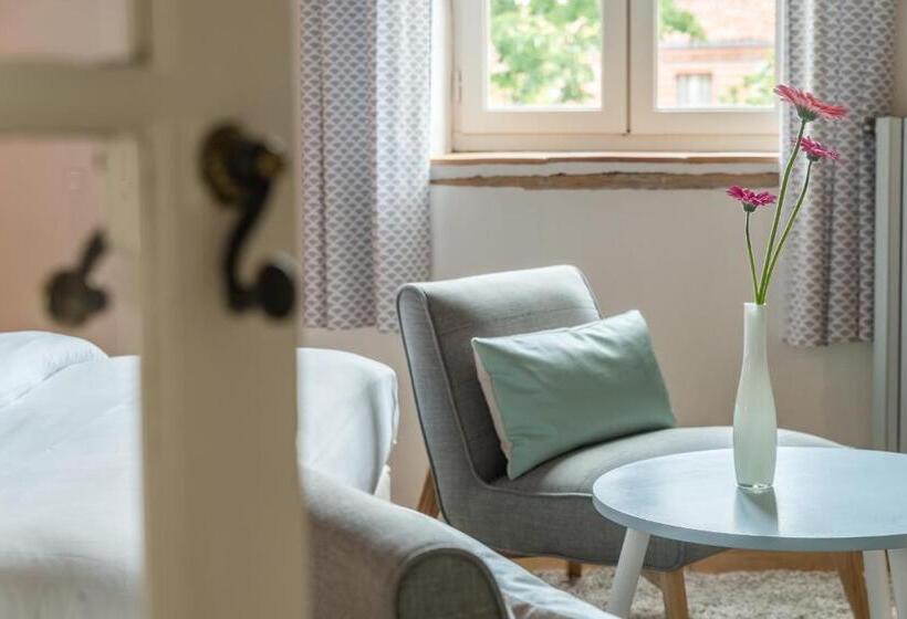 수피리어 룸, Cap De Castel