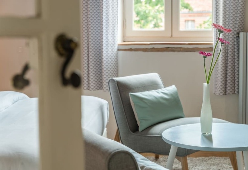 수피리어 룸, Cap De Castel