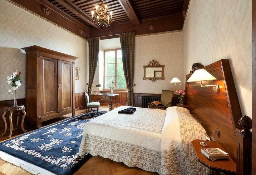 חדר סופריור, Chateau De Picomtal