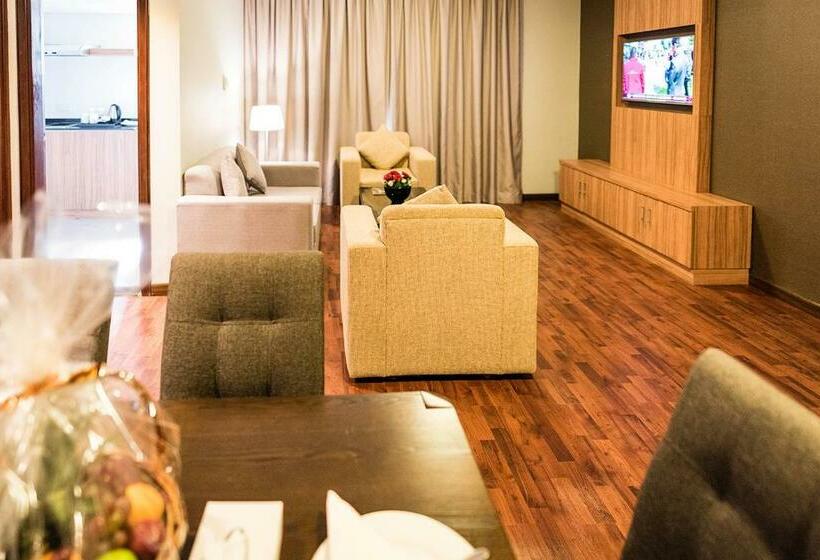 スイート, Emirates Plaza