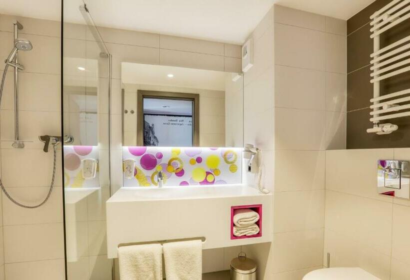 Номер Стандарт, Ibis Styles Nowy Sacz