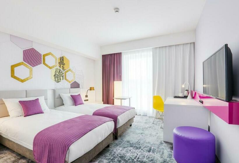 Номер Стандарт, Ibis Styles Nowy Sacz