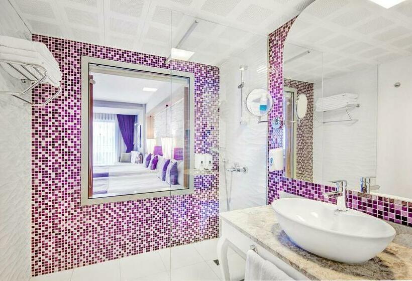 Семейный Номер, Tui Magic Life Jacaranda