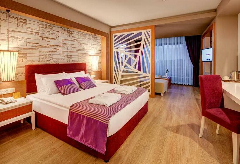 Семейный Номер, Tui Magic Life Jacaranda