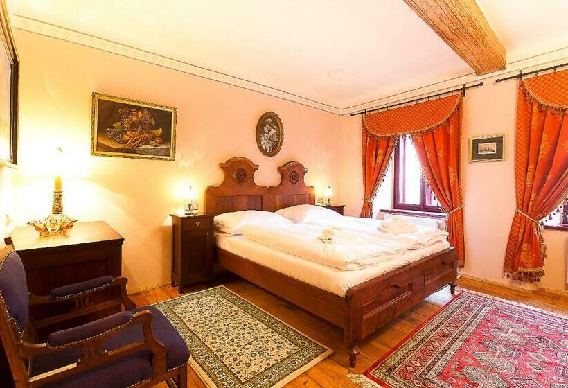 标准间, Krčínův Dům