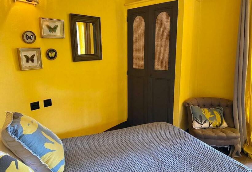 Номер Стандарт Вид на Море, Le Jardin D'emile