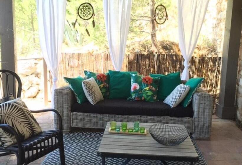 Семейный Полулюкс, Le Jardin D'emile