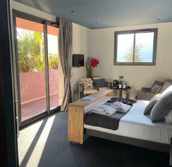Трехместный Номер Комфорт, Les Suites Du Lac