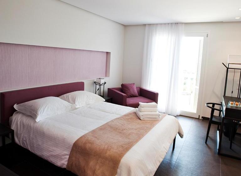 غرفة قياسية لذوى الاحتياجات الخاصة, Orizontes View