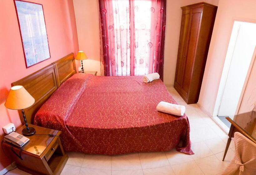 スタンダードルーム, Regina