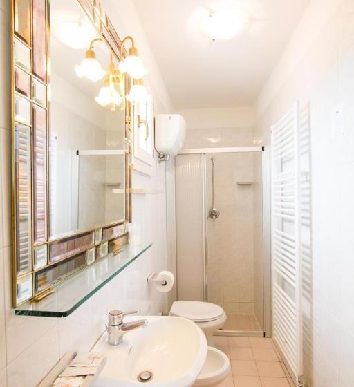 サイドシービュー４人用スタンダード, Regina