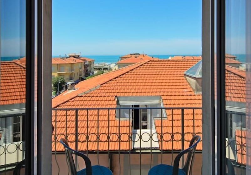 Standard Room with Balcony Side Sea View, Regina