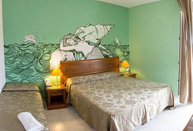 サイドオーシャンビューのトリプルルームスタンダード, Regina