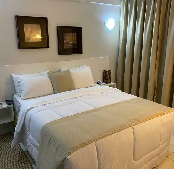 Номер Стандарт, Tarik Fontes Plaza