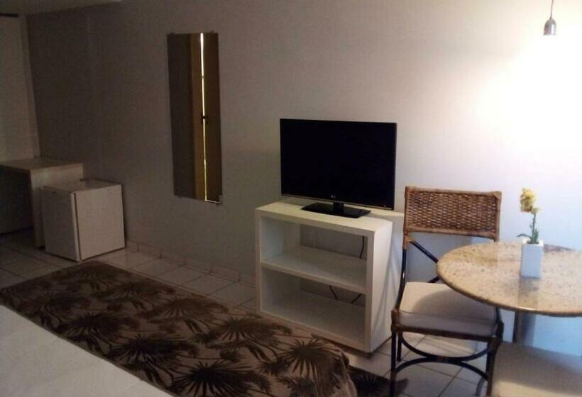 Номер Стандарт, Tarik Fontes Plaza