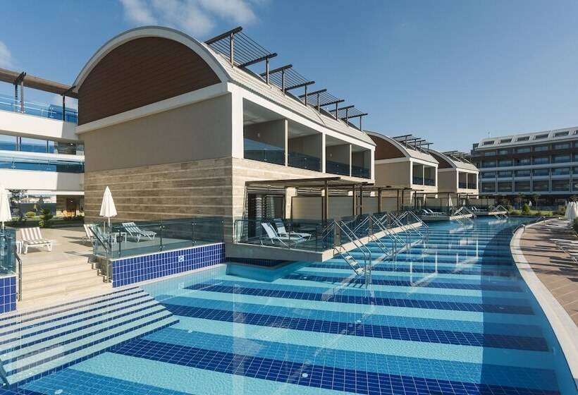 Семейный Номер, Tui Magic Life Jacaranda