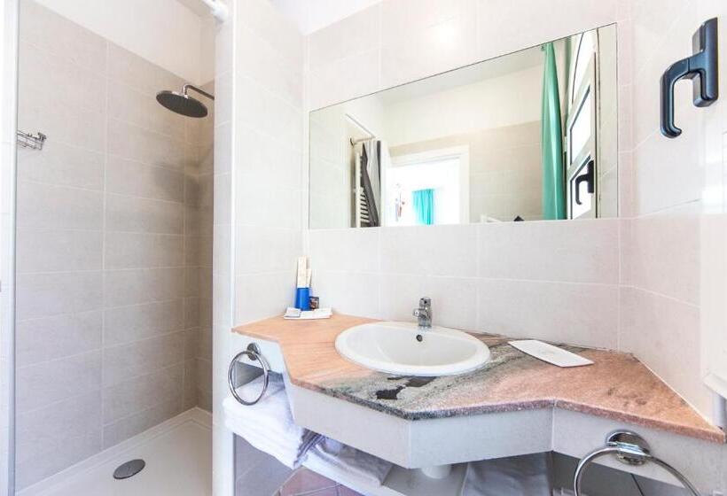 בקתה סטנדרטית, Villaggio La Pescaccia