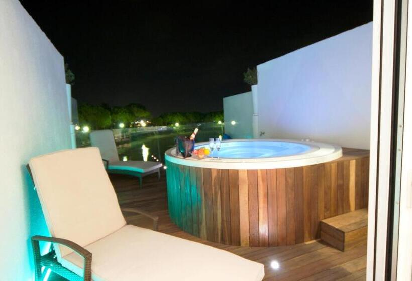 סוויטה, Villaggio La Pescaccia