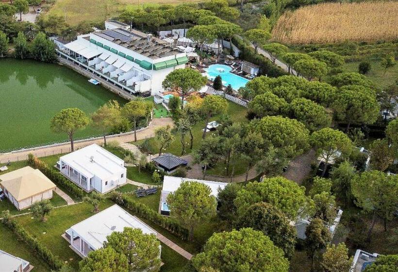 Вилла 2 Спальни, Villaggio La Pescaccia