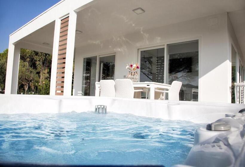 וילה בת 2 חדרי שינה, Villaggio La Pescaccia