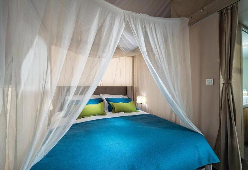 Standard Tent, Villaggio La Pescaccia