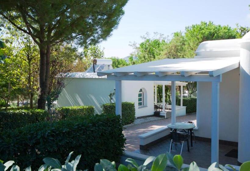 בקתה סטנדרטית, Villaggio La Pescaccia