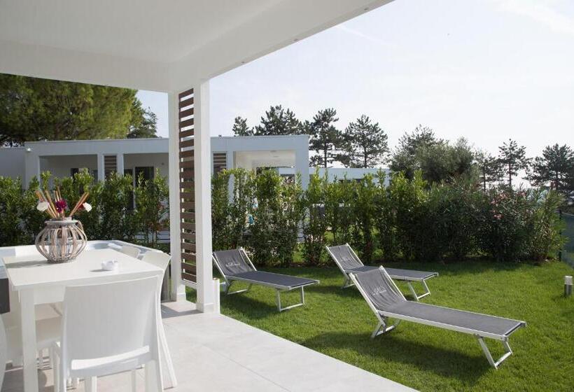 בקתה סופריור, Villaggio La Pescaccia