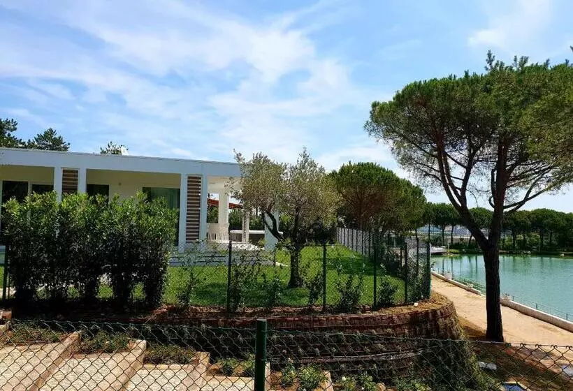 ツーベッドルーム　ヴィラ, Villaggio La Pescaccia