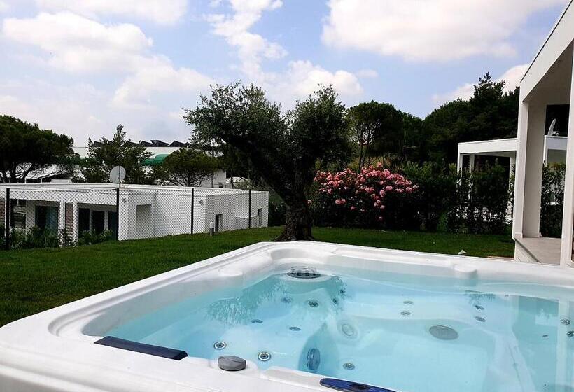 וילה בת 2 חדרי שינה, Villaggio La Pescaccia