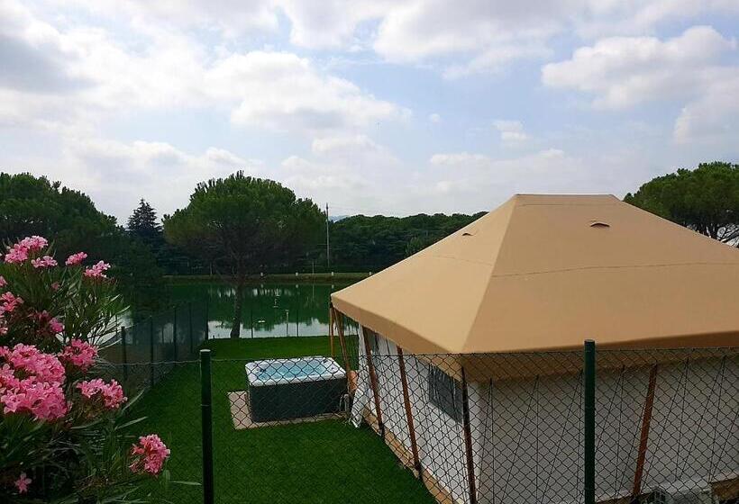 Standard Tent, Villaggio La Pescaccia